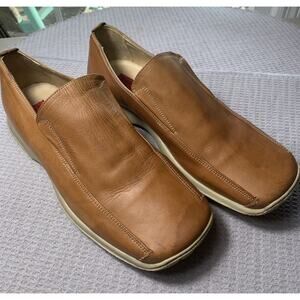 ROBERT WAYNE MENS BROWN LEATHER SLIP-ON SHOES SIZE: 11 M. sku 455